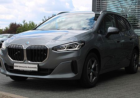 BMW 218d Active Tourer Navi LED Pano Kamera DAB SH