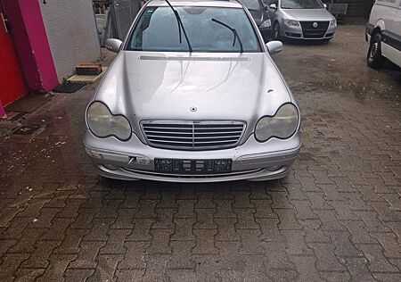 Mercedes-Benz C 180 KOMPRESSOR AVANTGARDE Avantgarde