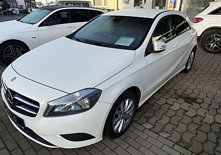 Mercedes-Benz A 180 Sport I.Hd. Kamera Klimautom LED