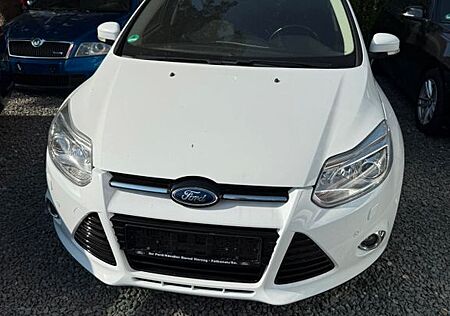 Ford Focus Turnier 1.0 Titanium