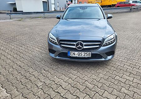 Mercedes-Benz C 180 T Autom. -