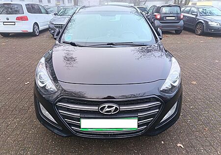 Hyundai i30 i30CW Premium 1.6 GDI SHZ PDC CAM