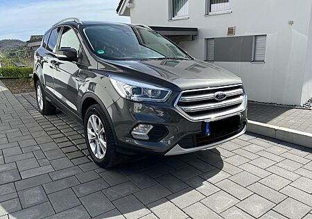 Ford Kuga 1,5 EcoBoost 4x4 129kW Titanium Autom. ...