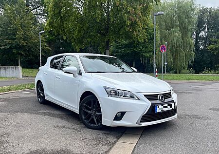 Lexus CT 200h 200h -