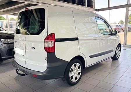 Ford Courier