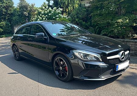 Mercedes-Benz CLA 180 Shooting Brake -