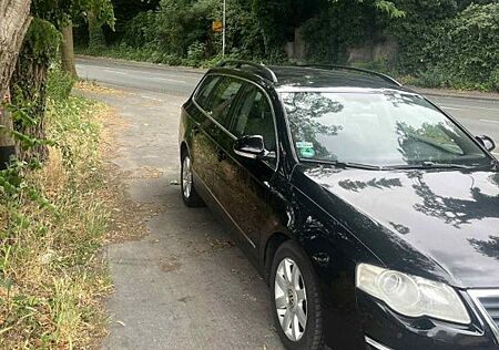 VW Passat Volkswagen 2.0 TDI DPF DSG Highline Highline