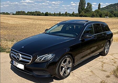 Mercedes-Benz E 220 d T Autom. , SD, elek. AHK