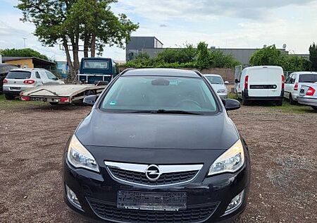 Opel Astra J Sports Tourer Design Edition