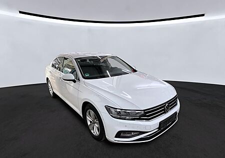 VW Passat Volkswagen Lim. Business 4Motion*HuD*KAMERA*ACC*LED
