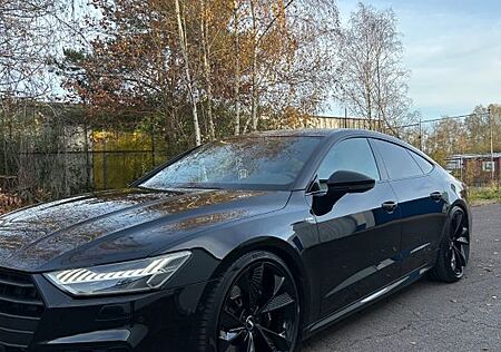 Audi A7 55 TFSI S tronic quattro - 340PS