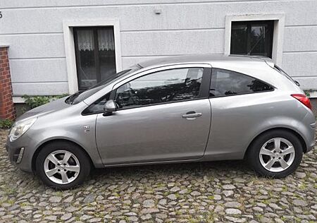 Opel Corsa 1.2 150 Jahre Edition