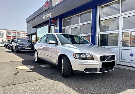 Volvo S40 2.0D 136PS 283522km HU/AU 01/2027