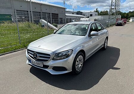 Mercedes-Benz C 220 d -