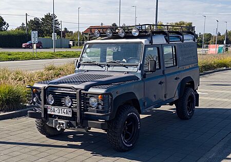 Land Rover Defender 90 TD 5 Station Wagon -
