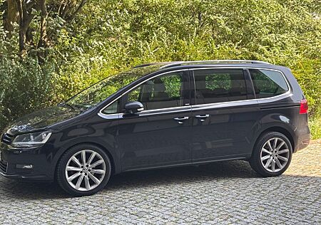 VW Sharan Volkswagen 2.0 TDI SCR 135kW BMT Highline 7 sitzer