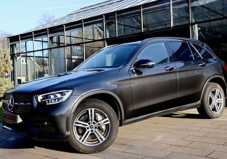 Mercedes-Benz GLC 300 e 4Matic AMG PANO MEMORY KAMERA HEAD UP