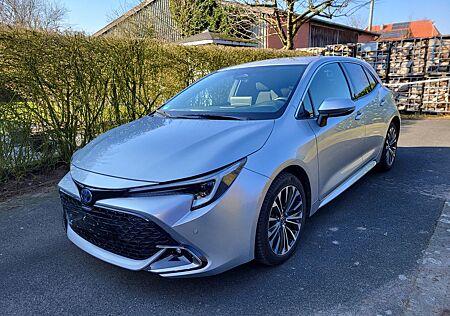 Toyota Corolla 1,8 Hybrid -