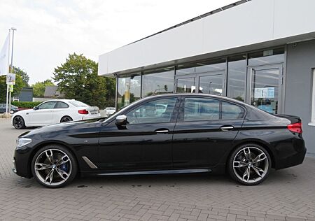 BMW M550i xDrive A -