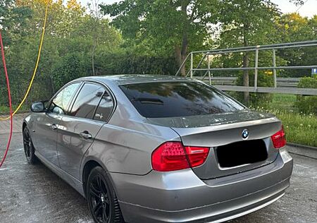 BMW 320d -