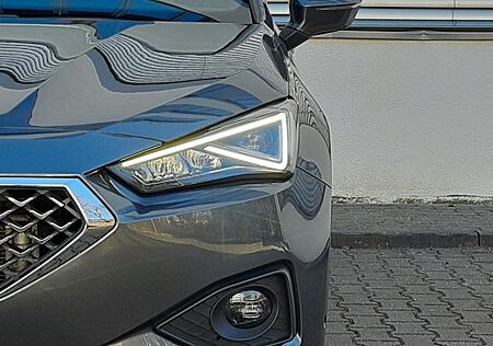 Seat Tarraco 2.0 TDI/Xcellence/4x4/LED/Pano/7Stz/Kam