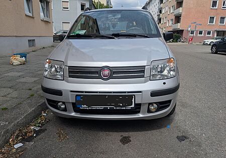 Fiat Panda Silber | Klima | Sparsam & zuverlässig