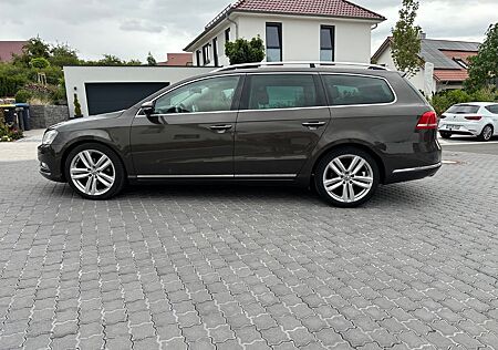 VW Passat Variant Volkswagen 2.0 TDI Highline BlueMotion T...