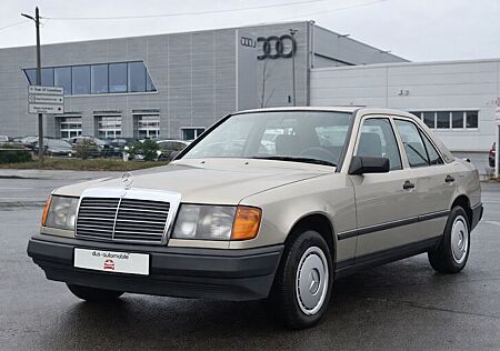 Mercedes-Benz 260 260E Automatik ,Klima ,Schiebedach