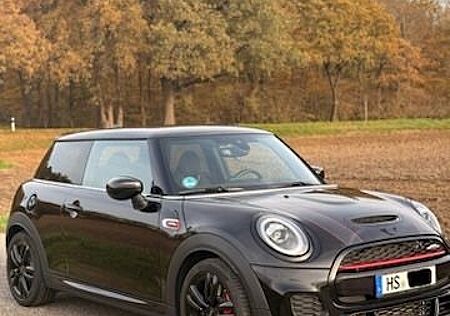 Mini John Cooper Works (JCW) F56