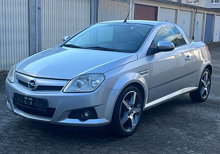 Opel Tigra 1.4 TWINPORT Design Edition