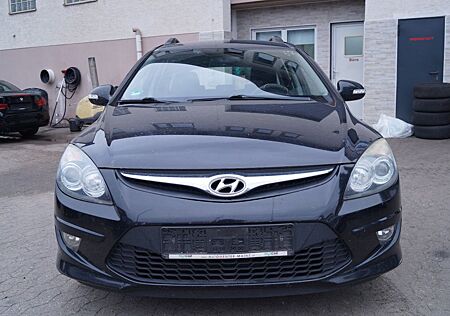 Hyundai i30 cw Classic Klima Euro 5 SHZ