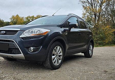 Ford Kuga 2,5 4x4 Titanium 5-tronic Titanium