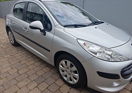 Peugeot 207 | EZ 2006 | TÜV Neu | Zu verkaufen
