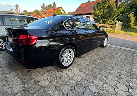 BMW 520d xDrive A -