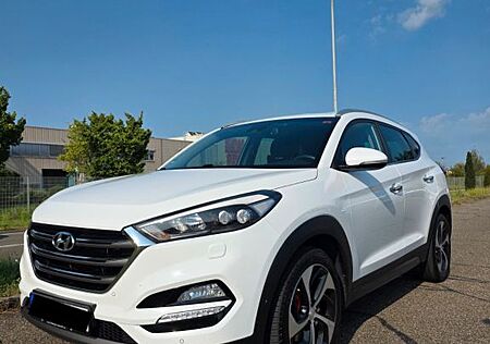 Hyundai Tucson 2.0 CRDi 185PS Premium 4WD Automatik ...