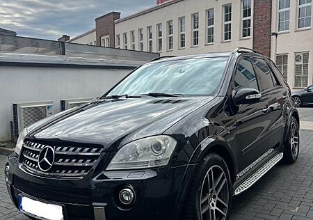 Mercedes-Benz ML 63 AMG 4MATIC AMG