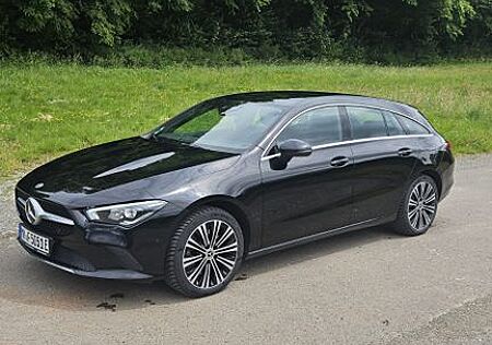 Mercedes-Benz CLA 250 Shooting Brake CLA 250 e DCT Shootin...