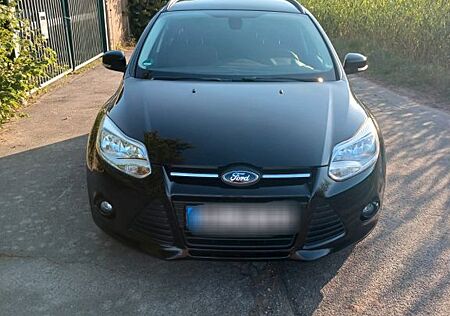 Ford Focus 1,0 EcoBoost 92kW SYNC Edition Turnier