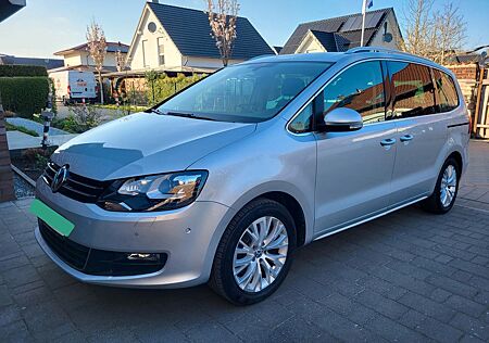 VW Sharan Volkswagen 2.0 TDI DSG absolute TOP-Ausstattung