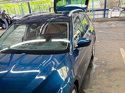 Skoda Superb 2.0 TDI SCR Style Combi Style