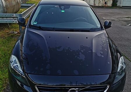 Volvo V40 D2 automatik