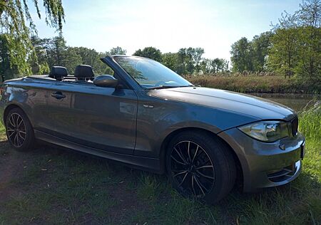 BMW 120d Cabrio -Autom. Leder Navi