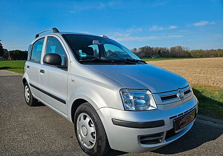 Fiat Panda 1.2 8V Dynamic/Klima/ Tüv + Inspektion NEU