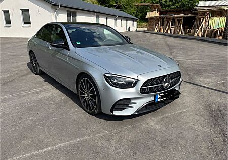 Mercedes-Benz E 220 d Autom. -