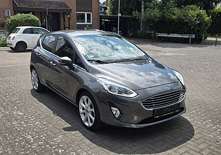Ford Fiesta Titatium Volle Bude / Tüv Neu / 1Hd / RFK