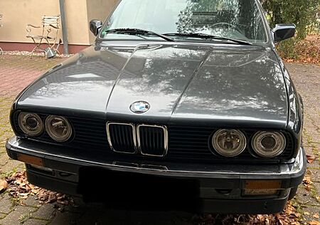 BMW 320i -H-Kennzeichen