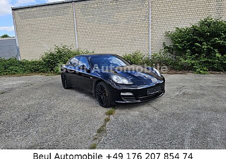 Porsche Panamera 4 S