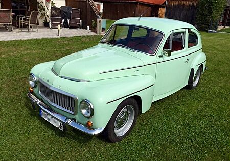 Volvo P544 Oldtimer "Buckelvolvo"