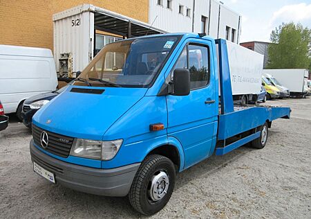 Mercedes-Benz Sprinter 412 D *Abschleppwagen * 5 Zylinder