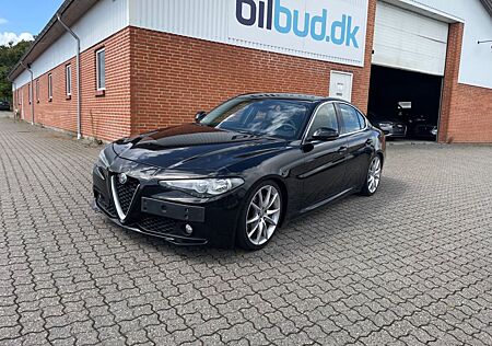 Alfa Romeo Giulia AUT. 19 INCH ORIGINAL WHEELS